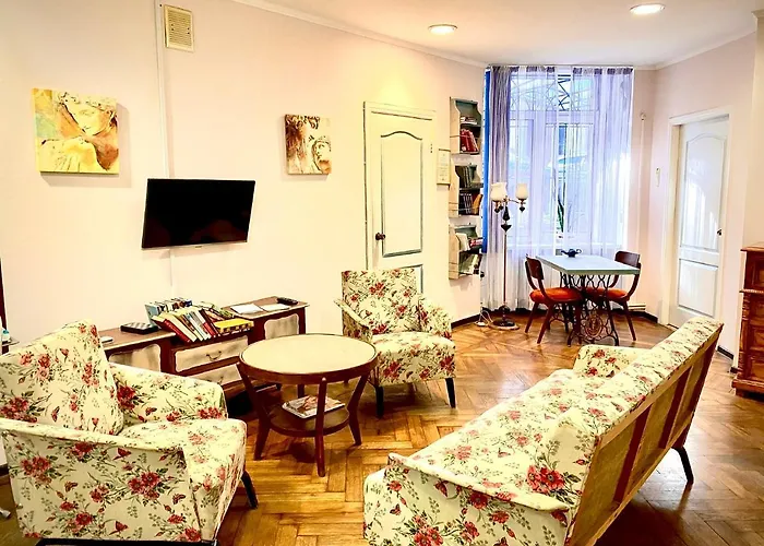 Tapki Hostel
