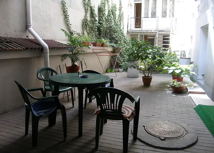 Tapki Hostel